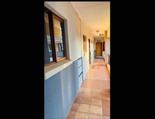 2 BEDROOM PROPERTY TO RENT IN HESTEAPARK